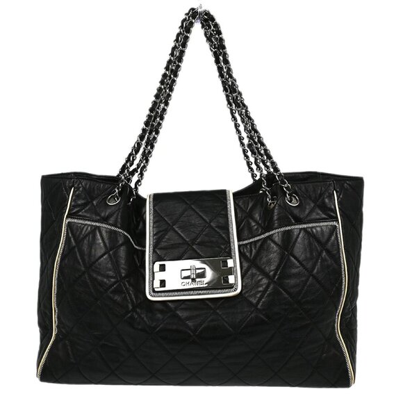 Chanel Black Calfskin Chain Tote Handbag XX40151Chanel Black Calfskin Chain Tote - Picture 1 of 7